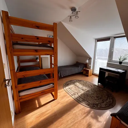Janett 2 Apartament Biely Kostol