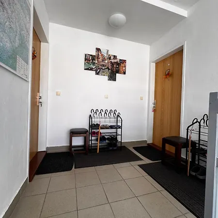 Janett 2 Apartament