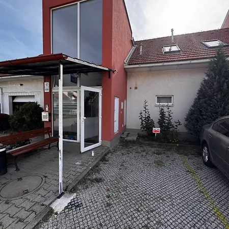 Janett 2 Apartament Biely Kostol